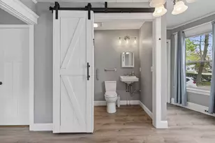 923 Broadway, South Portland, ME 04106 - Photo 18