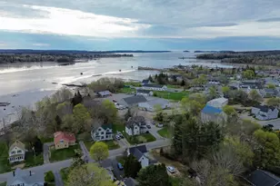 22 Bridge St, Milbridge, ME 04658 - Photo 4