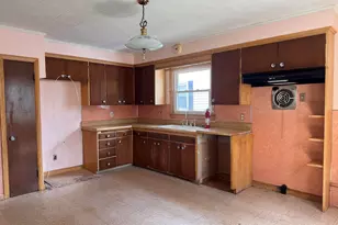 234 Russell St, Lewiston, ME 04240 - Photo 4