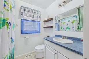 28 Beechwood Dr, Winthrop, ME 04364 - Photo 8