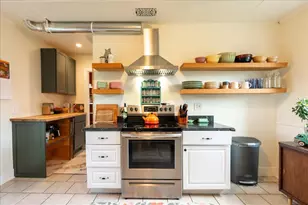 35 Orange St, Rockland, ME 04841 - Photo 16