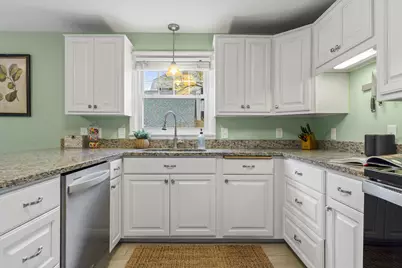 128 S Richland Street, South Portland, ME 04106 - Photo 10