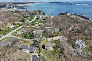 5 Wavecrest Cir, York, ME 03909 - Photo 2