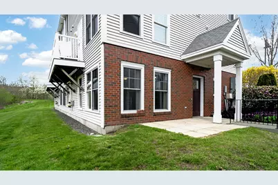 26 Cormorant Place #26, South Portland, ME 04106 - Photo 4