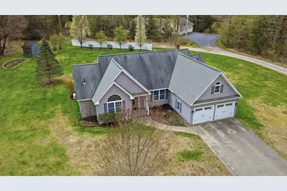 46 Longwood Drive, Gardiner, ME 04345 - Photo 4