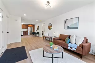 31 Main St, Kittery, ME 03904 - Photo 6