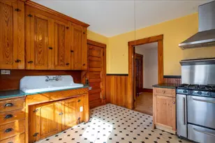 106 Washington St, Camden, ME 04843 - Photo 12