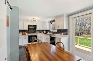 569 Benton Rd, Albion, ME 04910 - Photo 10