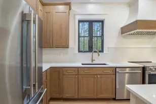 23 Robert St, Buxton, ME 04093 - Photo 10