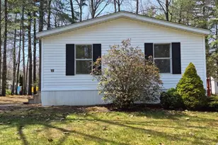 15 Deer Isle Dr, Old Orchard Beach, ME 04064 - Photo 2