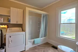 866 Main St, Lincoln, ME 04457 - Photo 18