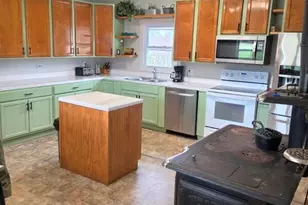 866 Main St, Lincoln, ME 04457 - Photo 6