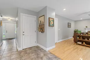 20 Ledgewood Dr, Portland, ME 04105 - Photo 18