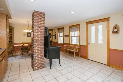 1124 Main Street, Jay, ME 04262 - Photo 10