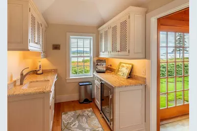 24 Shore Road, Southwest Harbor, ME 04679 - Photo 10