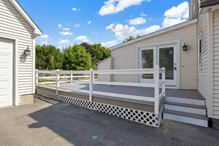 22 Raymond St, Biddeford, ME 04005 - Photo 2
