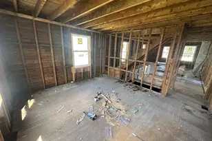 23 Park St, Presque Isle, ME 04769 - Photo 8