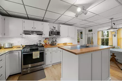 56 Lincoln Avenue, Gardiner, ME 04345 - Photo 10