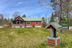 84 Park St, Kingman, ME 04451 - Photo 2
