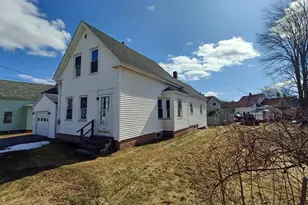 3 Pleasant St, Fairfield, ME 04937 - Photo 2