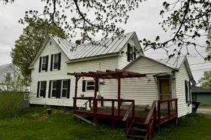 21 South St, Skowhegan, ME 04976 - Photo 4