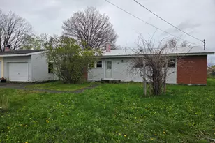 10 Maxwell Ln, Bangor, ME 04401 - Photo 1