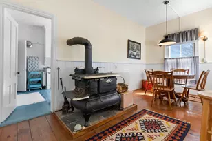 17 High St, Vinalhaven, ME 04863 - Photo 6