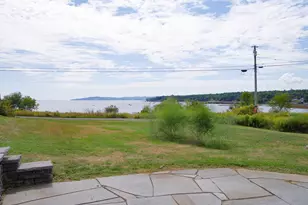 101 E Main St, Searsport, ME 04974 - Photo 6