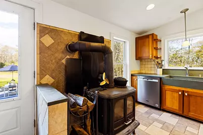 183 Mountain Road, Falmouth, ME 04105 - Photo 10