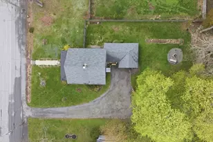 145 Dresden Ave, Gardiner, ME 04345 - Photo 4