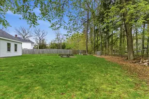145 Dresden Ave, Gardiner, ME 04345 - Photo 10