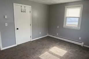 33 Wilkes St, Waterville, ME 04901 - Photo 14