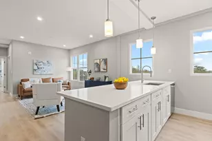 298 Main St, Yarmouth, ME 04096 - Photo 10