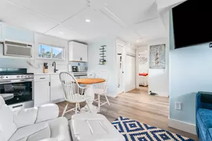 7 Bay Ave, Old Orchard Beach, ME 04064 - Photo 2