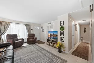 18 Burke St, Farmingdale, ME 04344 - Photo 10