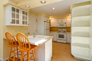 66 Stratford Pl, Kennebunk, ME 04043 - Photo 14