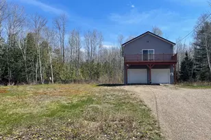 319 Dexter Rd, Saint Albans, ME 04971 - Photo 2