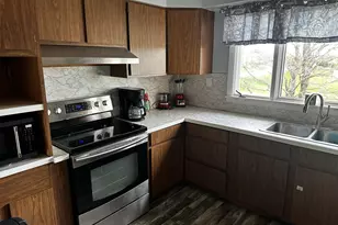 55 Old Houlton Rd, Bridgewater, ME 04735 - Photo 12