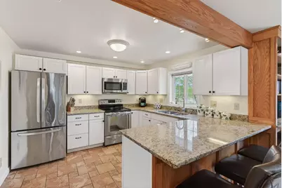 170 W Grand Avenue, Old Orchard Beach, ME 04064 - Photo 34