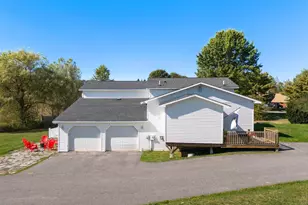 35 Longmeadow Dr, Gorham, ME 04038 - Photo 6