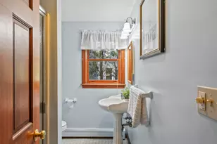 37 Shelby Ln, South Portland, ME 04106 - Photo 18