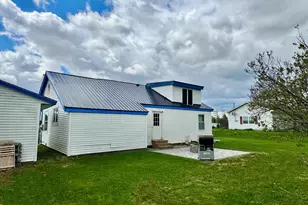 37 Woodland Rd, Caribou, ME 04736 - Photo 4