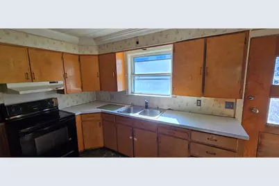 457 Main Street, Madawaska, ME 04756 - Photo 10