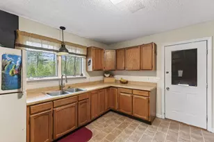 49 Mary Ln, Oakland, ME 04963 - Photo 10