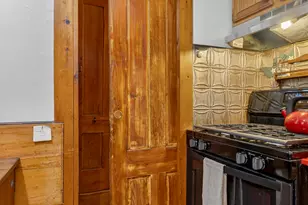 247 Brackett St, Portland, ME 04102 - Photo 16