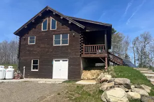 32 Pennyroyal Ln, Jackson, ME 04921 - Photo 2