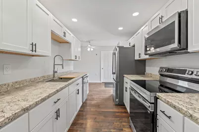 28 Orchard Street, Gardiner, ME 04345 - Photo 4