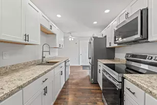 28 Orchard St, Gardiner, ME 04345 - Photo 4