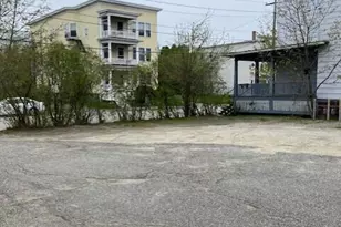 7 Shawmut St, Lewiston, ME 04240 - Photo 8