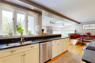 43 Sturbridge Ln, Cumberland, ME 04021 - Photo 8